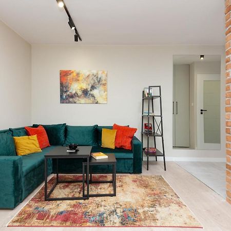 Apartments City Center Ochota By Noclegi Renters Warsawa Bagian luar foto