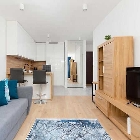 Apartments City Center Ochota By Noclegi Renters Warsawa Bagian luar foto