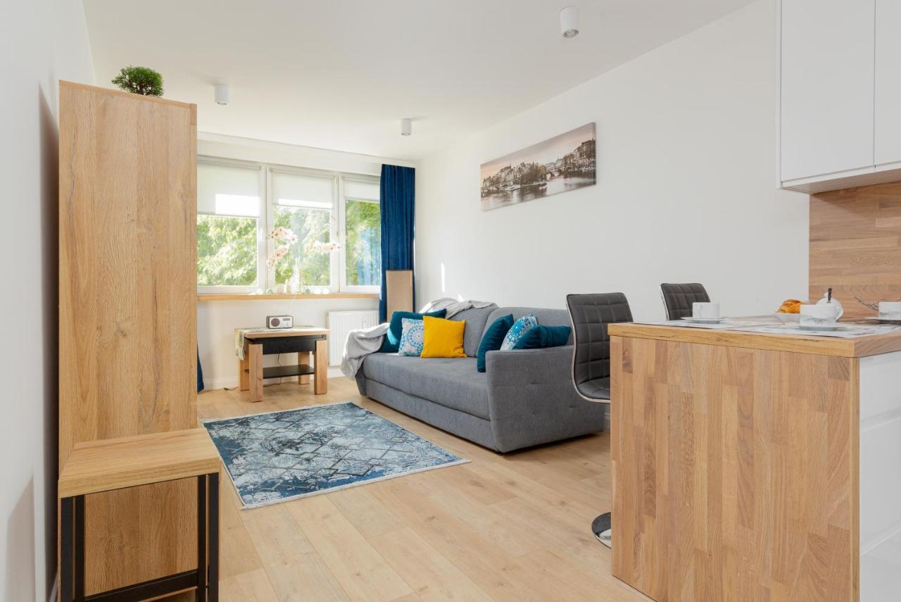 Apartments City Center Ochota By Noclegi Renters Warsawa Bagian luar foto