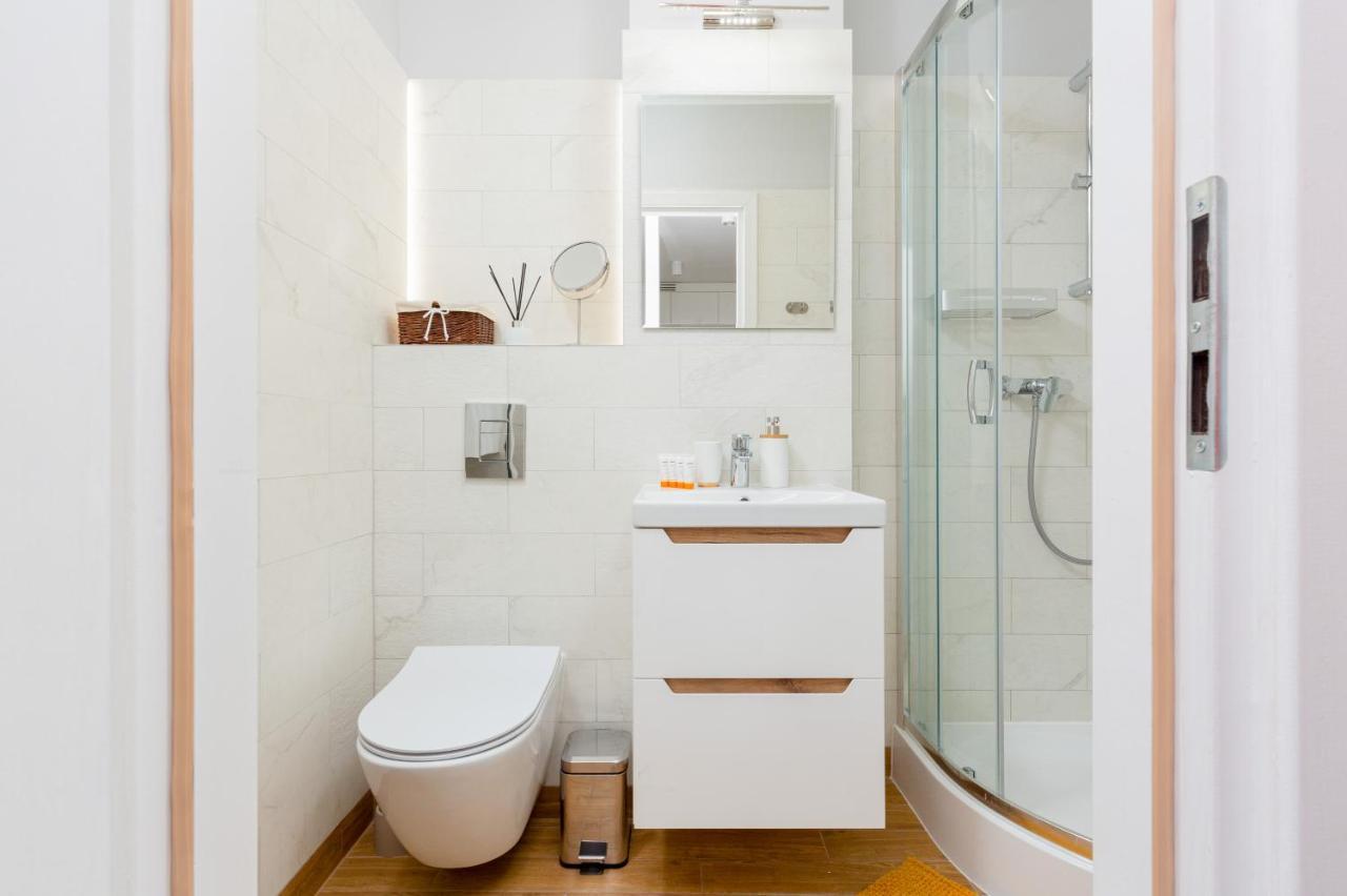 Apartments City Center Ochota By Noclegi Renters Warsawa Bagian luar foto